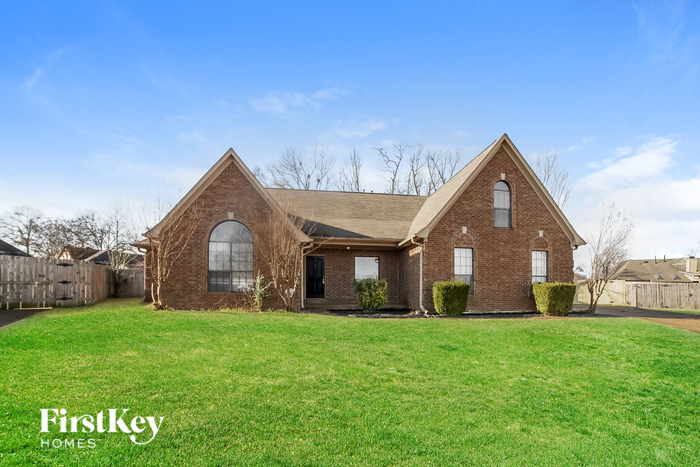 5001 Rabbit Cross Cove in Arlington, TN - Building Photo