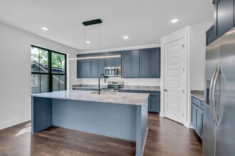 1114 Leland Ave in Nashville, TN - Building Photo - Building Photo