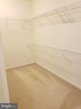 13659 St Johns Wood Pl in Herndon, VA - Building Photo - Building Photo
