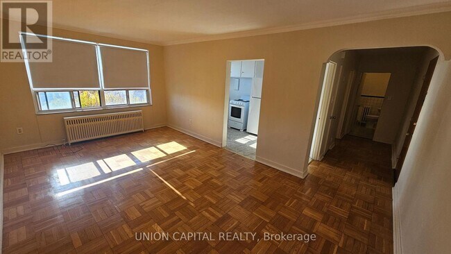 1969 Eglinton Ave W in Toronto, ON - Building Photo - Building Photo