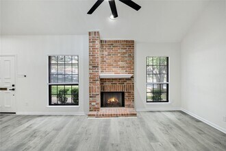 7131 Chimney Corners in Austin, TX - Building Photo - Building Photo