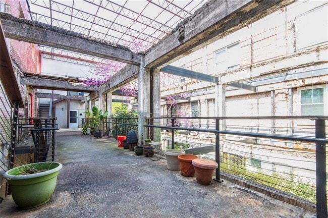 244 Peters St SW in Atlanta, GA - Building Photo - Building Photo