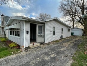 2148 N Graceland Ave in Decatur, IL - Building Photo - Building Photo
