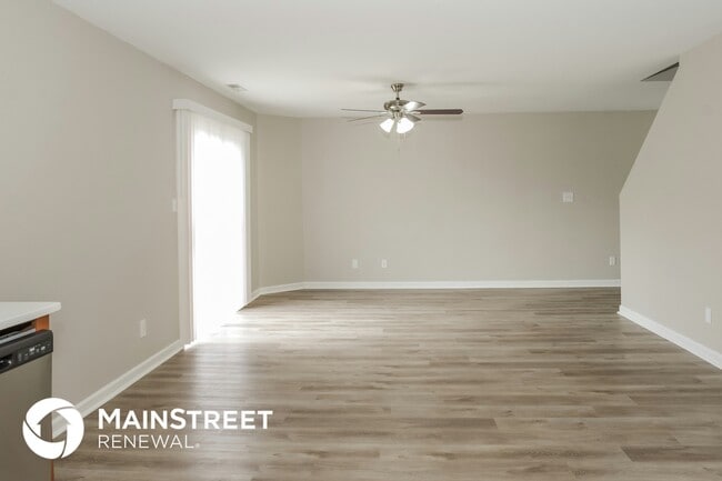 213 Farmington Dr in Harvest, AL - Building Photo - Building Photo