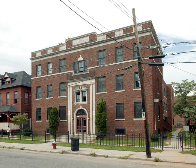 167 Seymour St in Hartford, CT - Building Photo - Building Photo