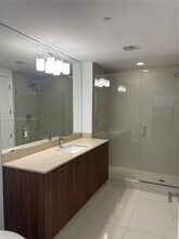 5300 Paseo Blvd, Unit 807 in Doral, FL - Building Photo - Building Photo