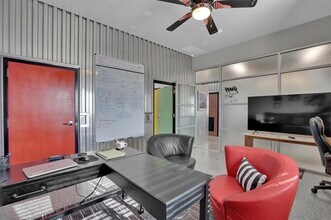 3575 Lone Star Cir in Fort Worth, TX - Building Photo - Building Photo