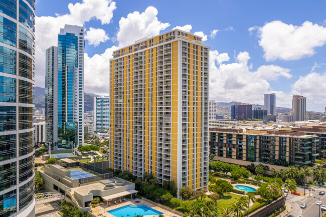 1350 Ala Moana in Honolulu, HI - Building Photo - Building Photo