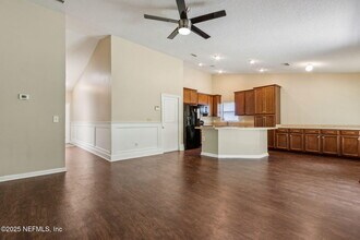1565 Shearwater Dr in Jacksonville, FL - Building Photo - Building Photo