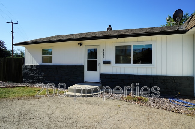property at 4201 W Kootenai St