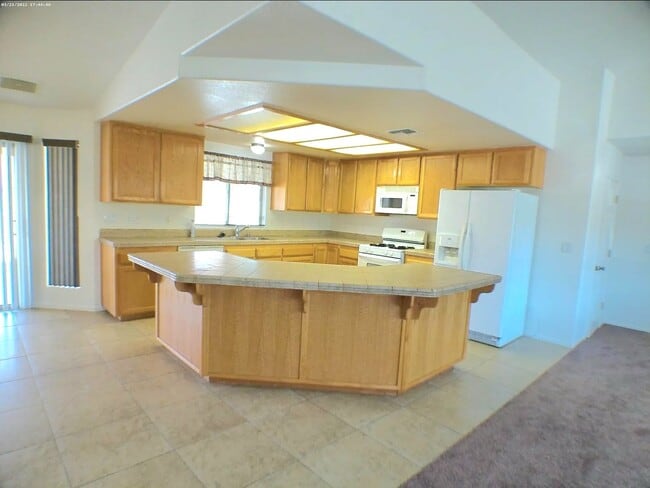 property at 72878 Sunnyslope Dr