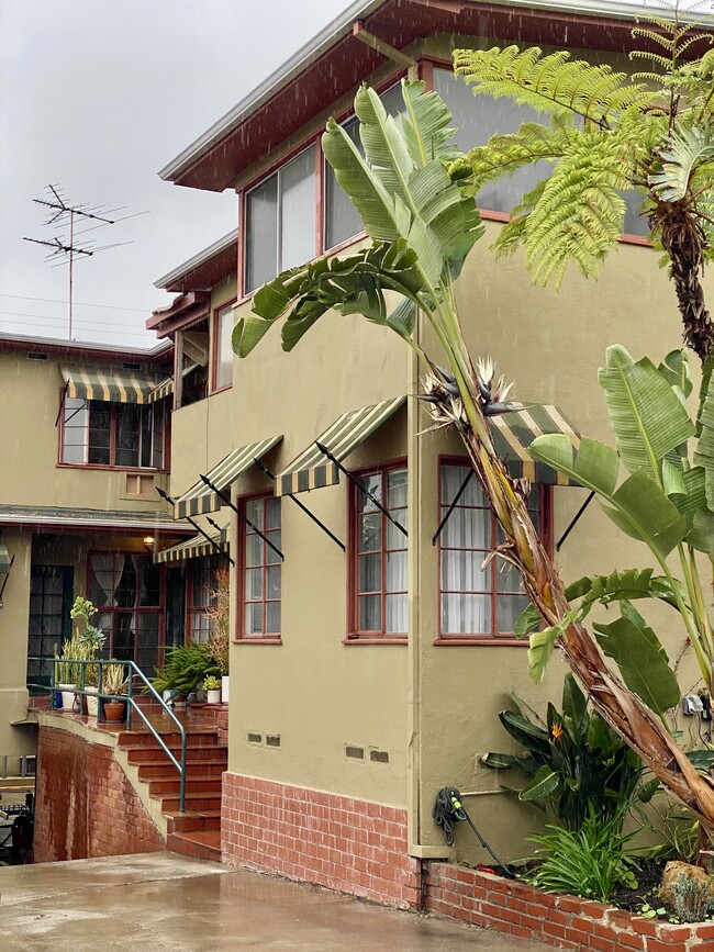 1931 Palmerston Pl, Unit 1931 12 in Los Angeles, CA - Building Photo - Building Photo
