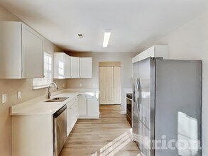 3618 Jordan Mill Ct in Raleigh, NC - Building Photo - Building Photo