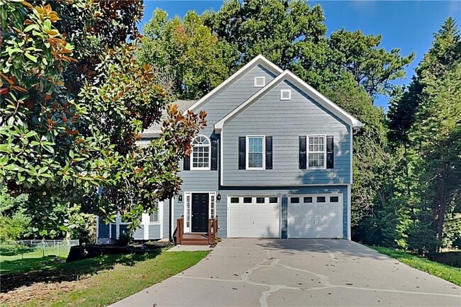 property at 220 Poppy Tree Ln
