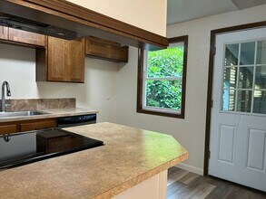 12315 SE Mt Scott Blvd in Happy Valley, OR - Building Photo - Building Photo