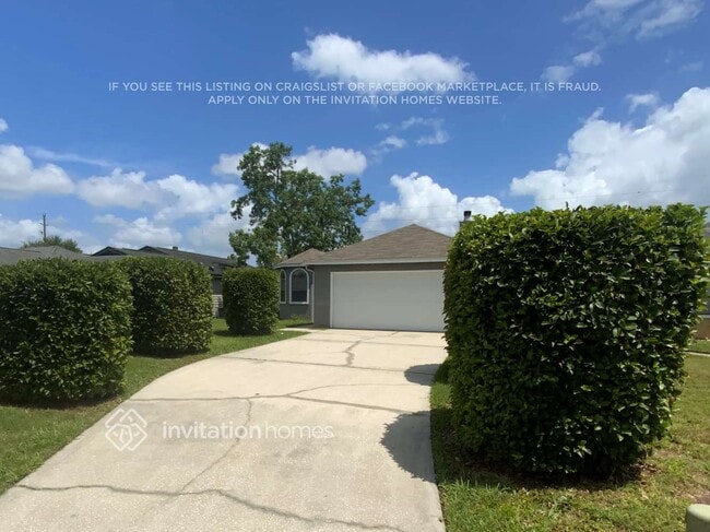 property at 1651 Ashwood Cir