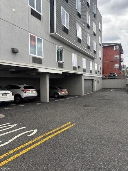 241 Ridge Rd in North Arlington, NJ - Building Photo - Building Photo