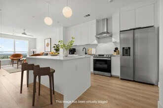 1701 Simond Ave, Unit 642 in Austin, TX - Building Photo - Building Photo