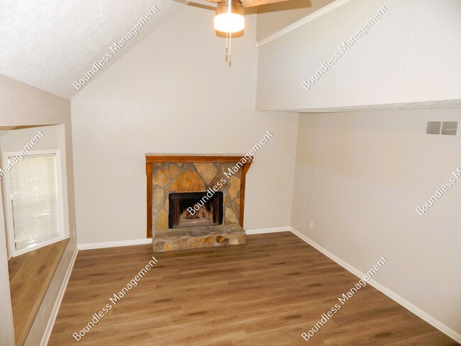 2170 Wells Dr SE in Smyrna, GA - Building Photo - Building Photo