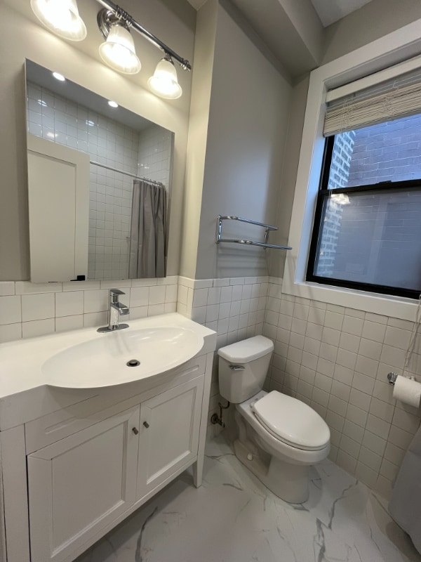1320 N Wicker Park Ave in Chicago, IL - Building Photo - Building Photo