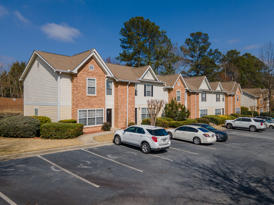 Alexander Crossing in Loganville, GA - Building Photo