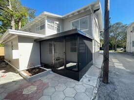 2624 12th St N in St. Petersburg, FL - Building Photo