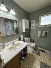 1241 Huntington Cir in Peterborough, ON - Building Photo - Building Photo