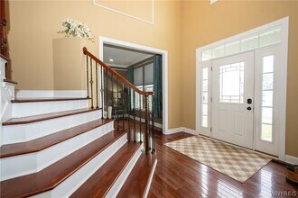 5024 Woodway Ct in Hamburg, NY - Building Photo - Building Photo