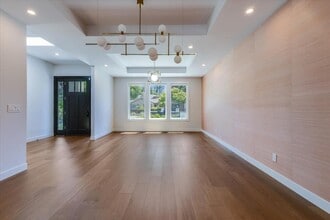 1210 Larnel Pl in Los Altos, CA - Building Photo - Building Photo