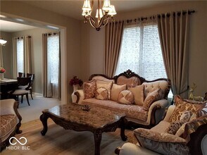 11109 Craycroft Ct in Fishers, IN - Building Photo - Building Photo
