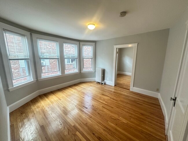 154 Summer St, Unit 304