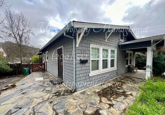 property at 273 Lyons St