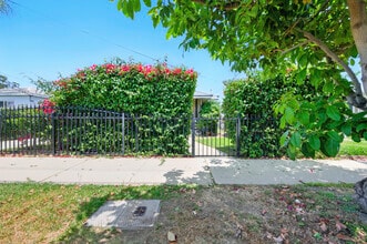 1427 W I St in Wilmington, CA - Building Photo - Building Photo