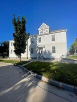 1330 N 12th St. (9 Unit) in Sheboygan, WI - Building Photo