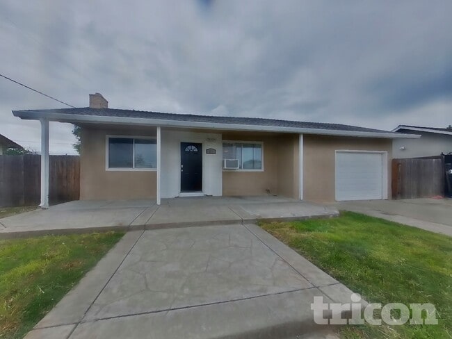 property at 207 Roger St