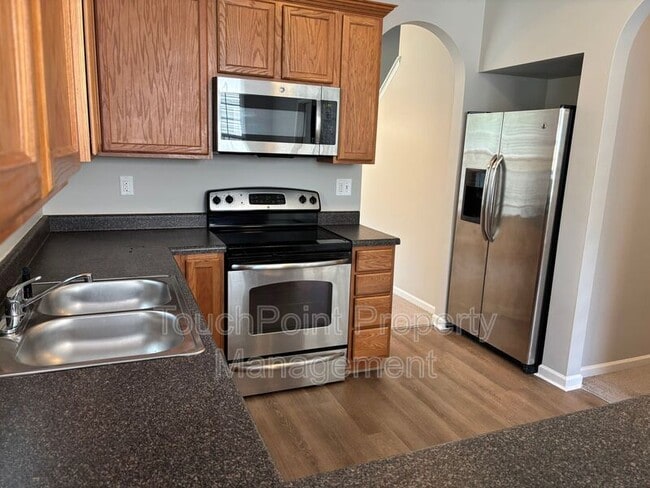 3833 Fircrest Dr in Charlotte, NC - Building Photo - Building Photo