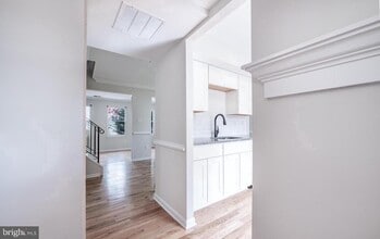 6921 Scotch Dr in Laurel, MD - Building Photo - Building Photo