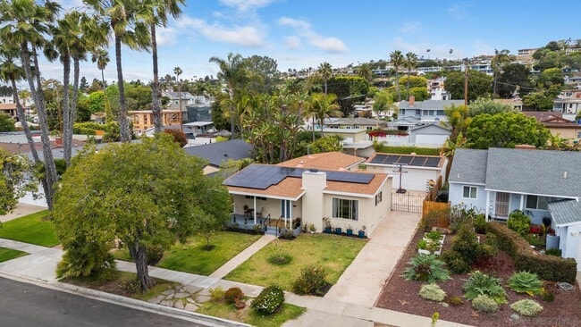 1154 Sapphire St in San Diego, CA - Building Photo - Building Photo