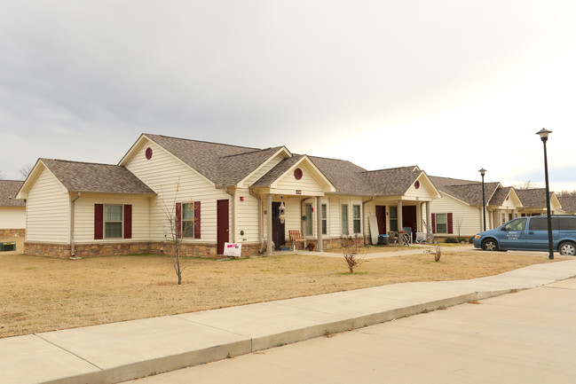 Brookstone Heights in Van Buren, AR - Building Photo - Building Photo