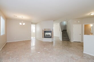 1303 E Julian Dr in Gilbert, AZ - Building Photo - Building Photo