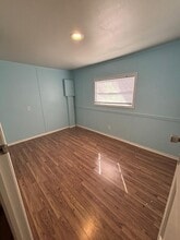 250 Richard St in Coldspring, TX - Foto de edificio - Building Photo