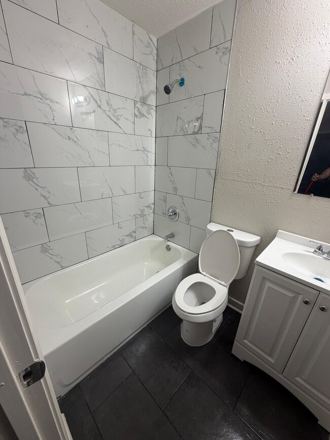 744 Baltimore St in Memphis, TN - Building Photo - Building Photo