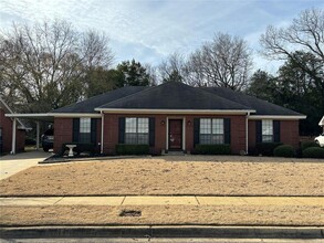 1936 Tara Dr in Prattville, AL - Building Photo - Building Photo