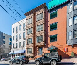 402 Jefferson St in Hoboken, NJ - Building Photo - Building Photo