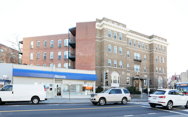 Beverly Court in Washington, DC - Building Photo - Building Photo