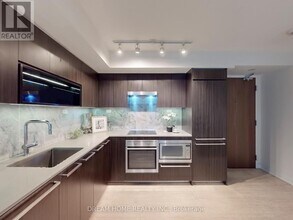 70 Queens Wharf Rd in Toronto, ON - Building Photo - Building Photo