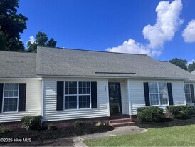 367 Branchwood Dr in Winterville, NC - Building Photo