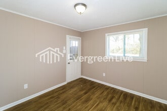 3196 Southbridge St in Memphis, TN - Building Photo - Building Photo