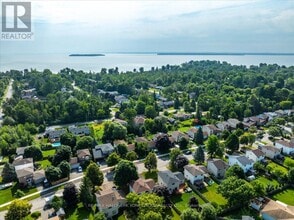 881 Clifton Blvd in Innisfil, ON - Building Photo - Building Photo