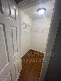 208 SE 5th Ave photo'